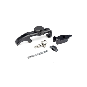 [88] Extended Charging Handle TTI para AAP-01 con Selector Switch - Negro